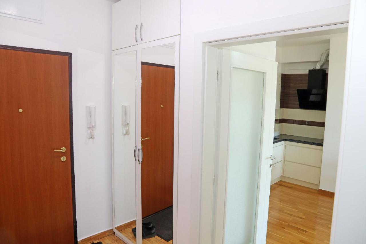 Apartment Cecovic - Mellain 图兹拉 外观 照片