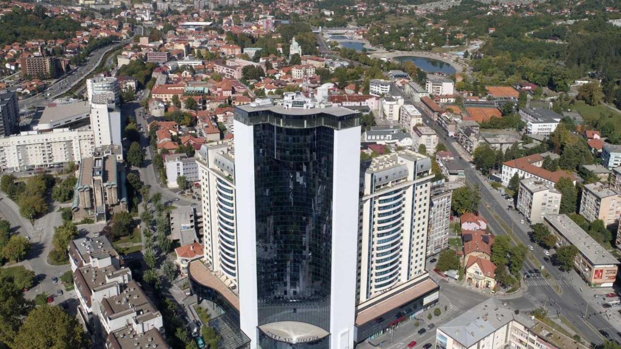 Apartment Cecovic - Mellain 图兹拉 外观 照片